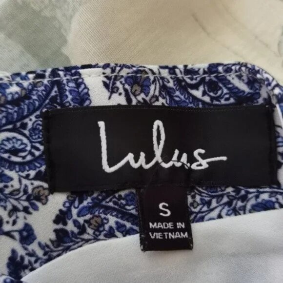 Lulu's paisley blue shift dress - Picture 9 of 9